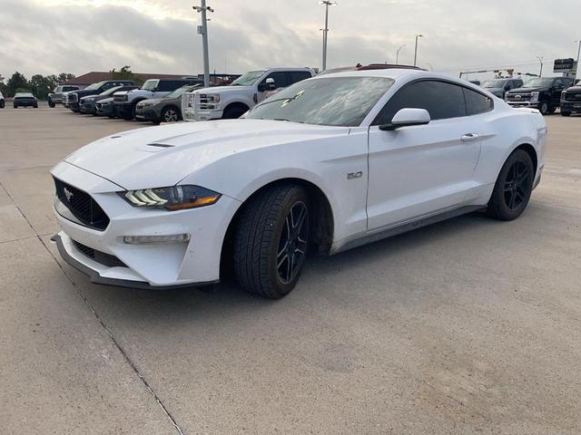 Photo of 2022 Oxford White Ford Mustang