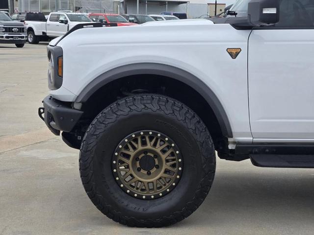 Photo of 2024 Oxford White Ford Bronco