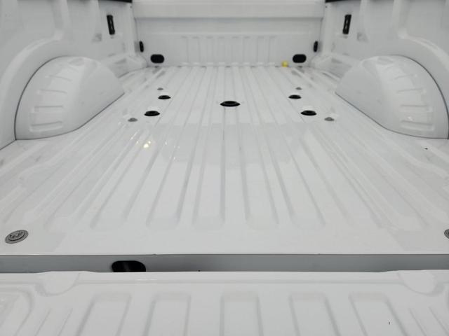 Photo of 2025 Oxford White Ford F-350