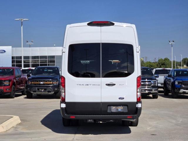 Photo of 2025 Oxford White Ford Transit-350