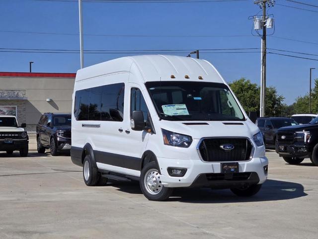 Photo of 2025 Oxford White Ford Transit-350