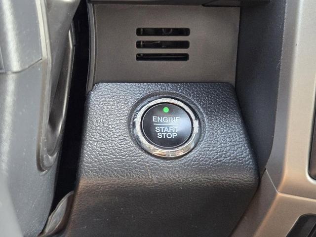 Photo of 2022 Oxford White Ford F-450