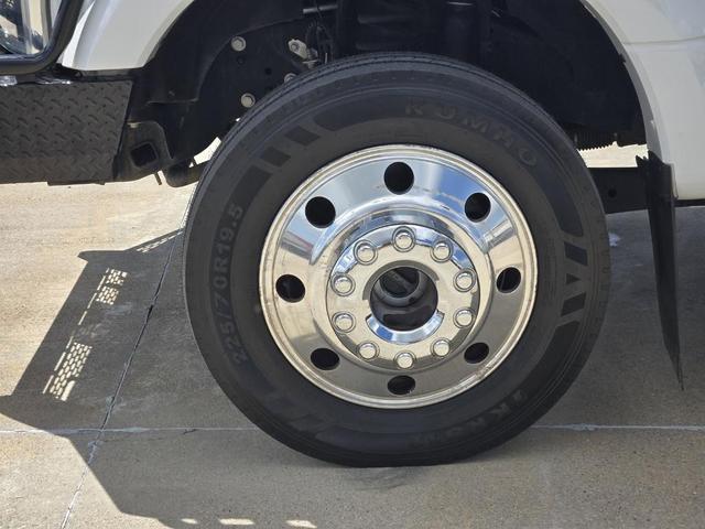 Photo of 2022 Oxford White Ford F-450