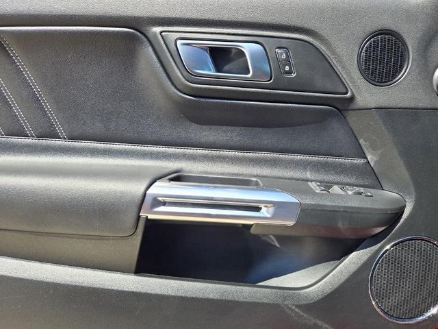 Photo of 2023 Rapid Red Metallic Tinted Clearcoat Ford Mustang