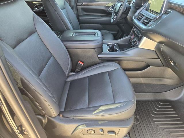 Photo of 2022 Black Chevrolet Tahoe