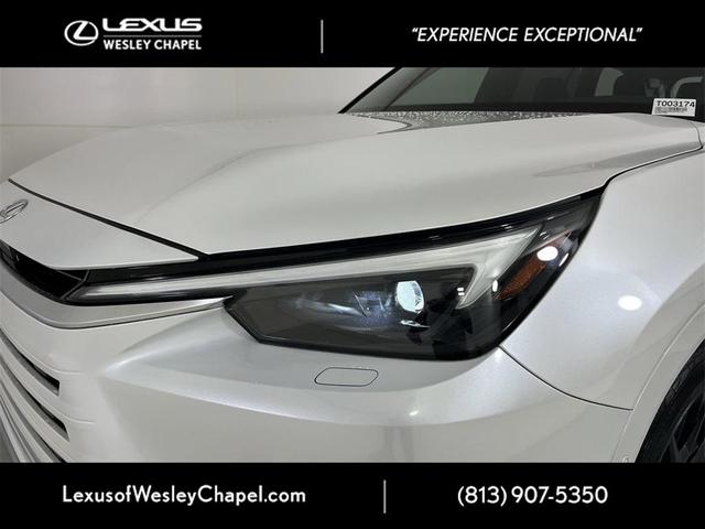 Photo of 2024 Wind Chill Pearl Lexus TX 500h