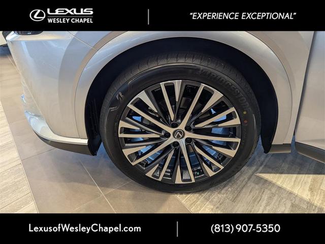 Photo of 2025 Iridium Lexus RX 350