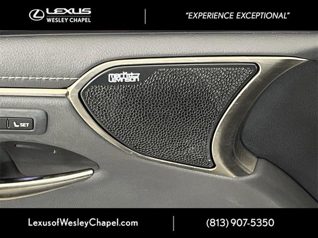 Photo of 2020 Eminent White Pearl Lexus ES 350