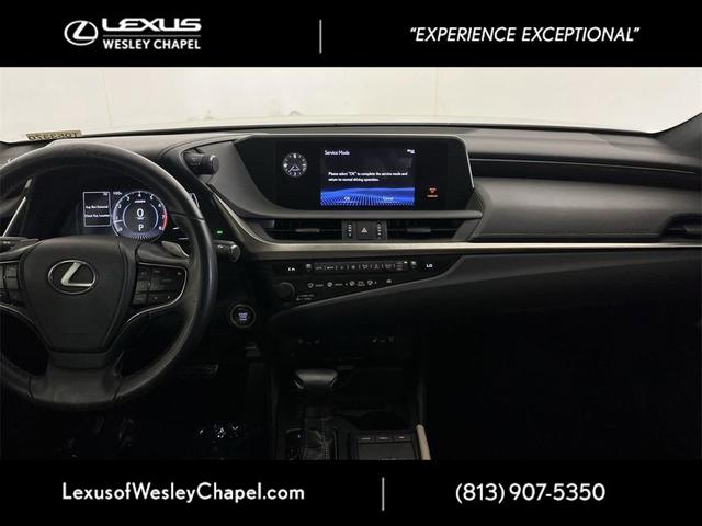 Photo of 2020 Eminent White Pearl Lexus ES 350