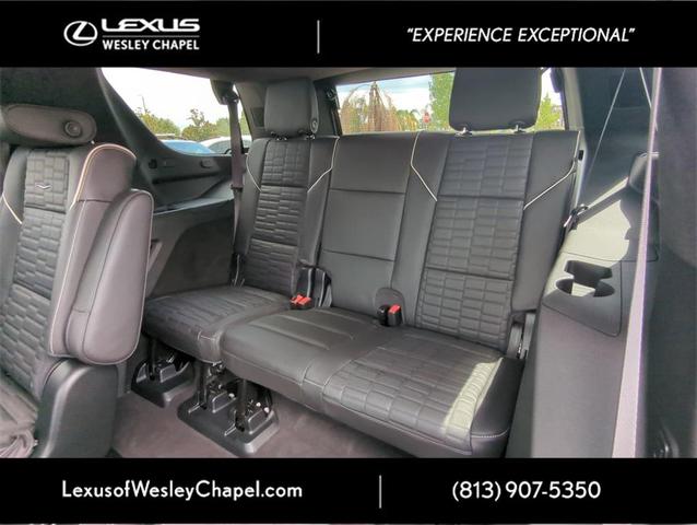 Photo of 2024 Argent Silver Metallic Cadillac Escalade