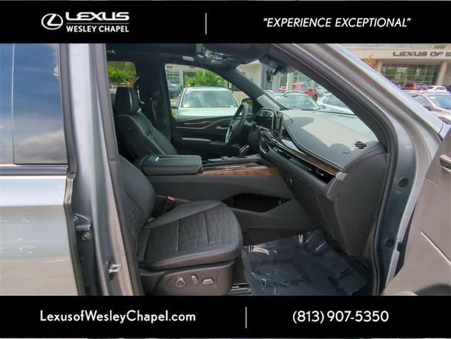 Photo of 2024 Argent Silver Metallic Cadillac Escalade