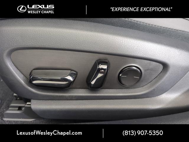 Photo of 2025 Iridium Lexus ES 350