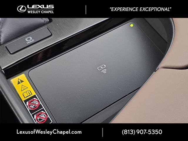 Photo of 2025 Iridium Lexus ES 350