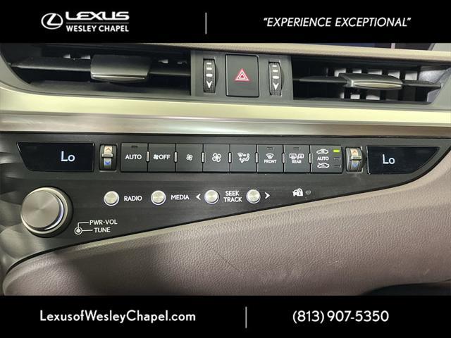 Photo of 2021 Atomic Silver Lexus ES 350