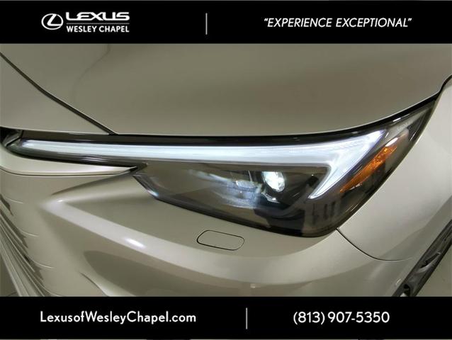 Photo of 2025 Celestial Silver Lexus TX 500h