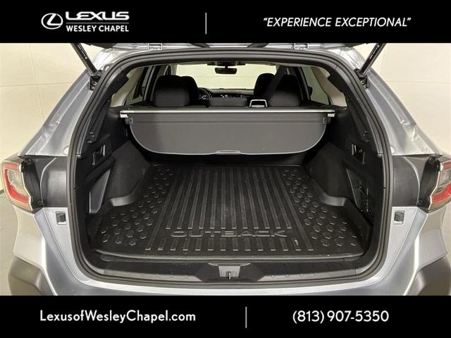 Photo of 2024 Ice Silver Metallic Subaru Outback