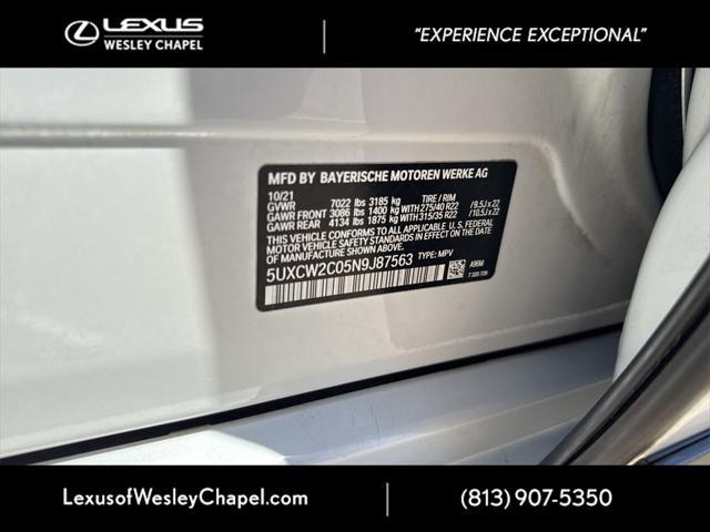Photo of 2022 Mineral White Metallic BMW X7