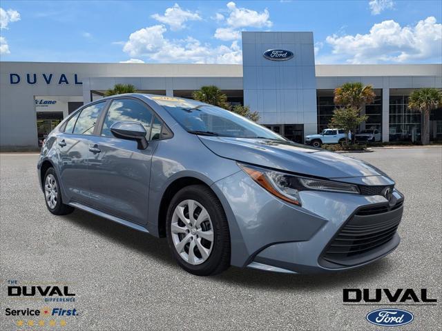 Photo of 2023 Gray Toyota Corolla