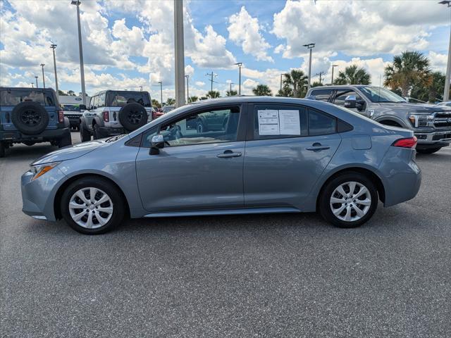 Photo of 2023 Gray Toyota Corolla