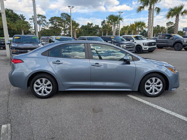 Photo of 2023 Gray Toyota Corolla