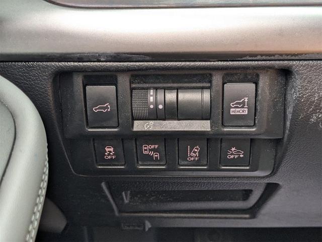 Photo of 2019 Abyss Blue Pearl Subaru Outback