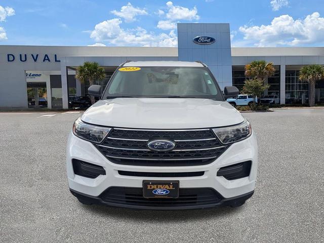 Photo of 2022 Oxford White Ford Explorer