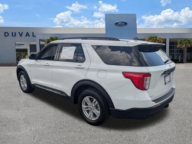 Photo of 2022 Oxford White Ford Explorer