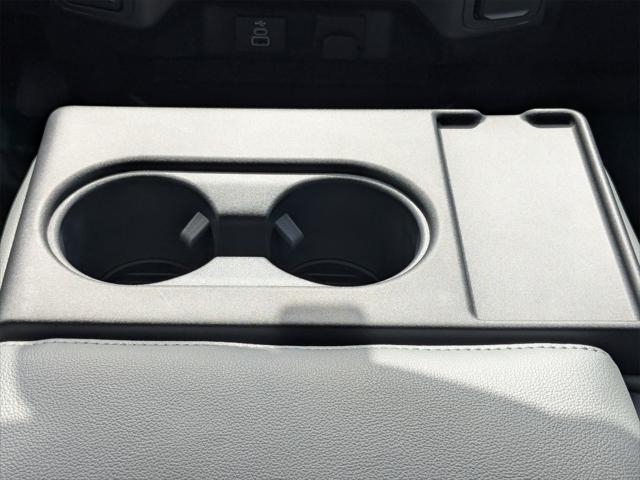 Photo of 2025 Oxford White Ford F-150