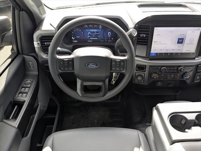 Photo of 2025 Oxford White Ford F-150
