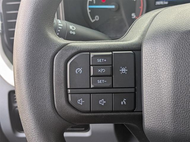 Photo of 2023 Oxford White Ford F-350