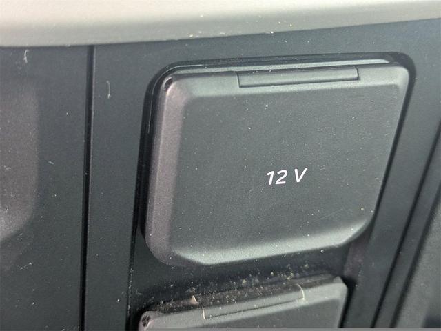 Photo of 2023 Oxford White Ford F-350