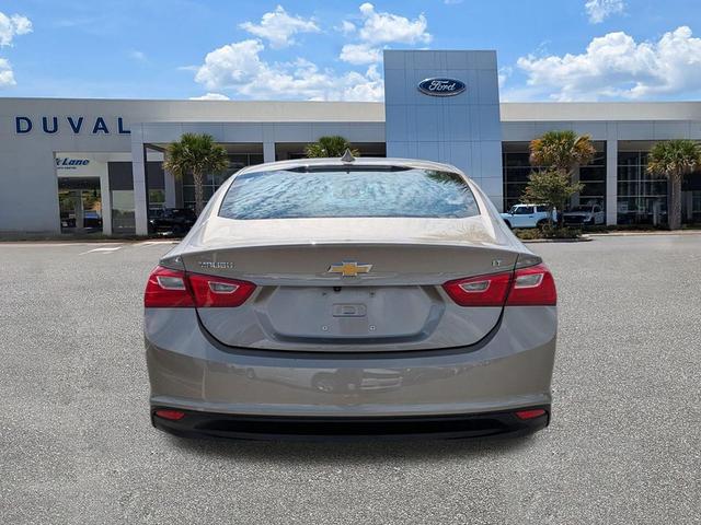 Photo of 2023 Mineral Gray Metallic Chevrolet Malibu