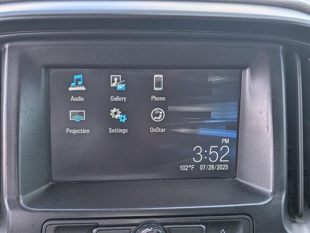 Photo of 2018 Summit White GMC Canyon