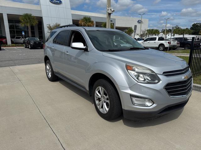Photo of 2017 Silver Ice Metallic Chevrolet Equinox