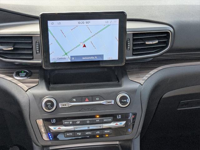 Photo of 2020 Silver Metallic Ford Explorer