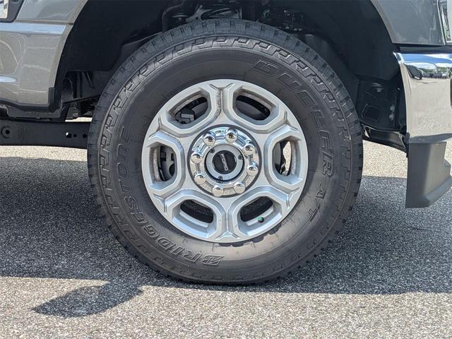 Photo of 2025 Carbonized Gray Metallic Ford F-250