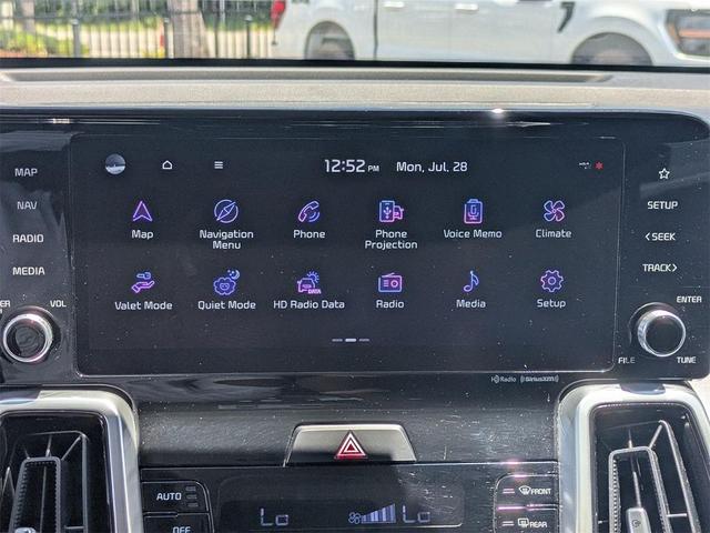 Photo of 2021 Sparkling Silver Kia Sorento