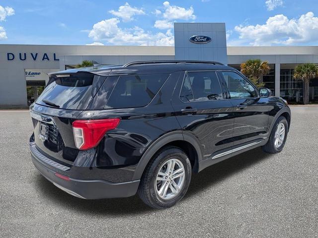 Photo of 2023 Black Metallic Ford Explorer