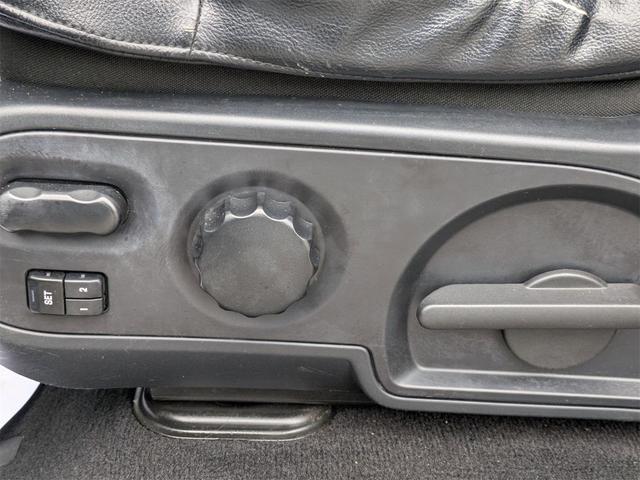 Photo of 2005 Black Ford F-150
