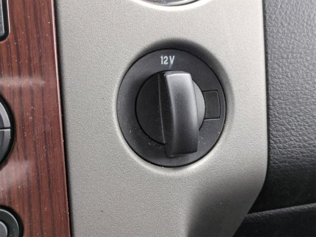 Photo of 2005 Black Ford F-150