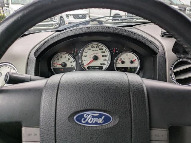 Photo of 2005 Black Ford F-150