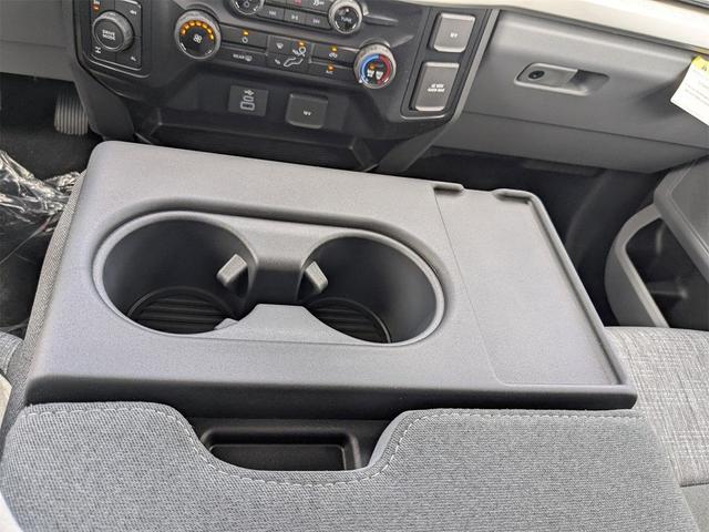 Photo of 2025 Oxford White Ford F-350