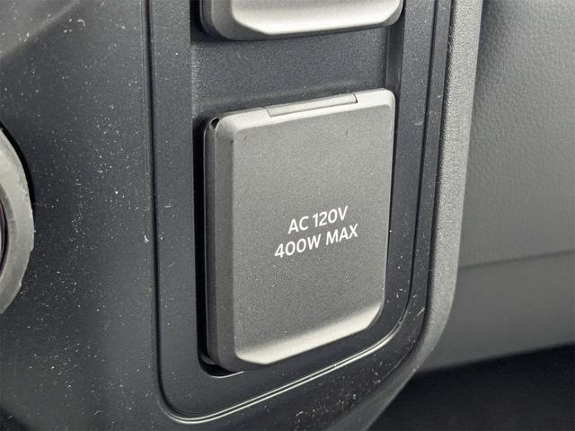 Photo of 2025 Oxford White Ford F-350