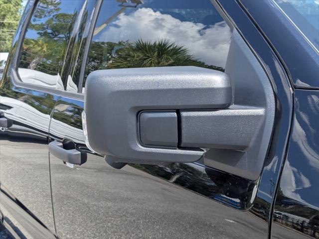 Photo of 2025 Agate Black Metallic Ford F-150 Lightning