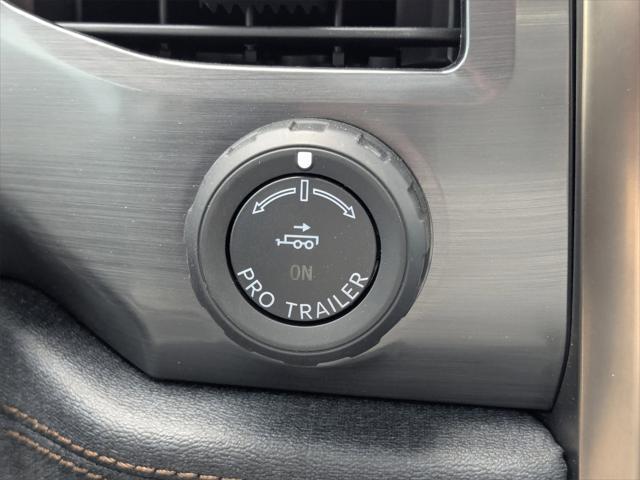 Photo of 2025 Space White Metallic Ford F-150 Lightning