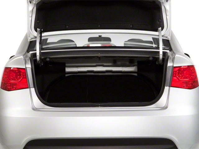 Photo of 2010 Clear White Kia Forte