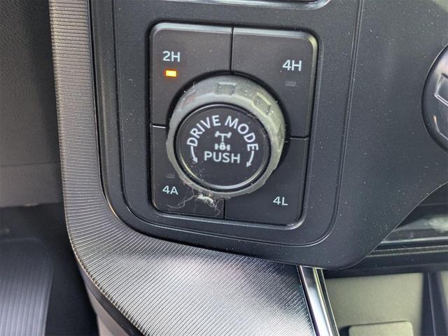 Photo of 2025 Carbonized Gray Metallic Ford F-150