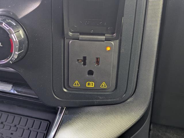 Photo of 2025 Carbonized Gray Metallic Ford F-150