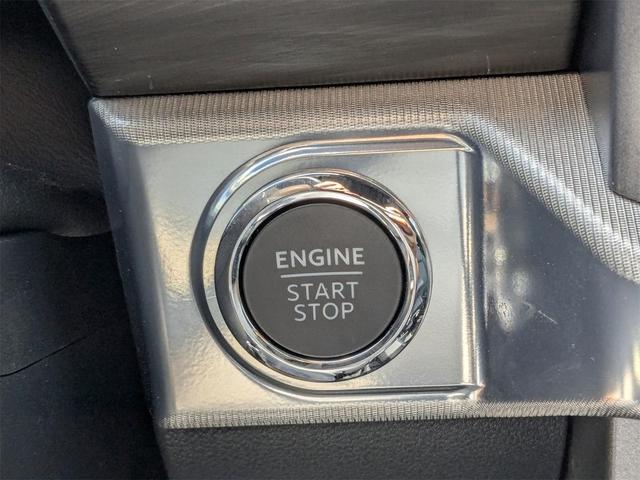 Photo of 2025 Carbonized Gray Metallic Ford F-150