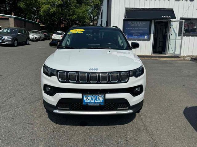 Photo of 2022 Bright White Clearcoat Jeep Compass